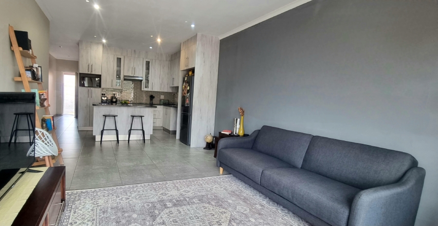 2 Bedroom Property for Sale in Beacon Bay Eastern Cape